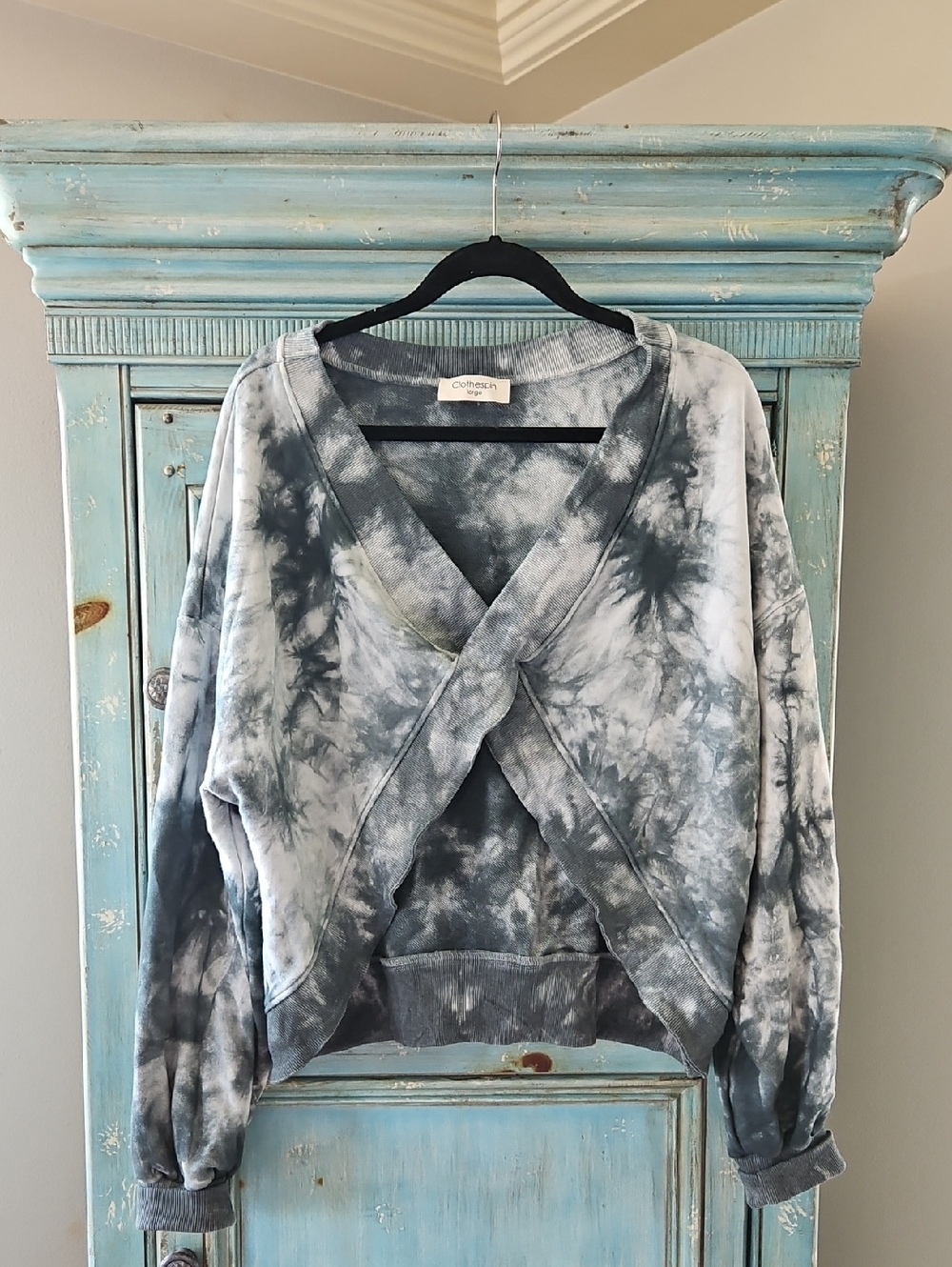Chaser Tie-Dye Cross-Front Pullover Sweatshirt in Gray